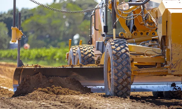 Nivelamento e Regularização de Terreno