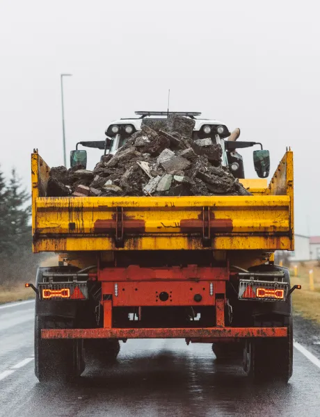 Transporte de Terra e Entulhos